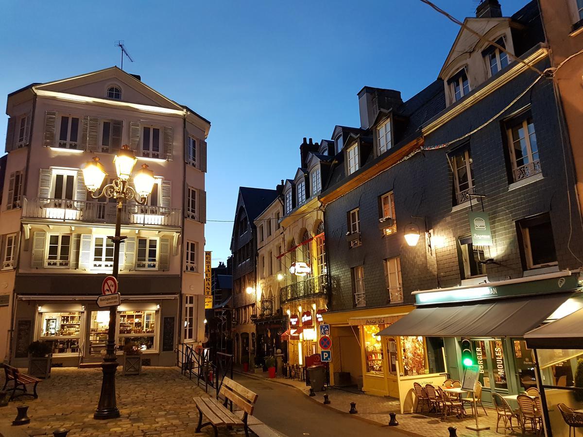 La Petite Parenthese Apartment Honfleur Exterior photo
